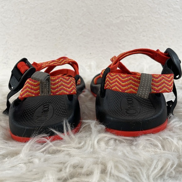 CHACO J180220 Kids ZX1 Rainbow Ecotread Orange Black Strappy Sandals Unisex Sz 2 - Picture 4 of 9